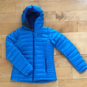 Women’s Patagonia Down Hoody Sweater